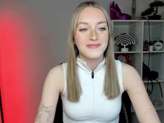 EvelynBlond
