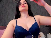 I am Lina, nice to see you on my page. With me you will find the ideal woman, a lady full of thirst, chaos and pure lust, I love glamour and I will be the best of your vices.