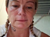 Ik ben een nymho ik wil 24 op 24 u seks ik ben altijd geil