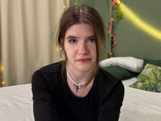 cam girl chatroom AngelinaLing