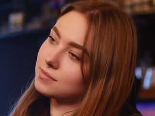 hot cam girl fingering pussy BritanyAnastos