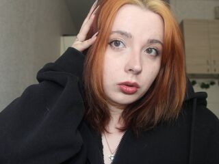 camgirl showing tits CassiStone