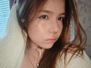 fingering webcamgirl LouannMuench