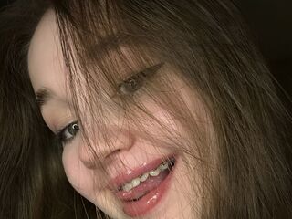 cam girl playing with dildo OctaviaDeep