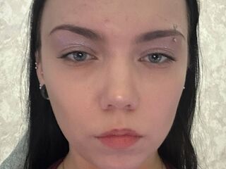 sexy webcamgirl RoniRopes