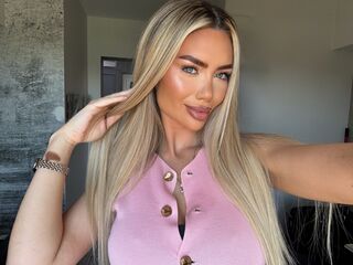 fingering girl ErikaBonnie