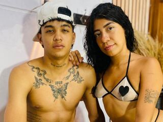 oral sex webcam chat AlessiaAndAxel