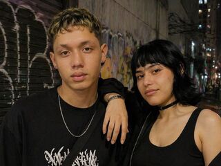 live couple sex webcam show AxelAndCloe