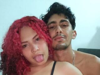 couple fucking on cam JulieAndMax