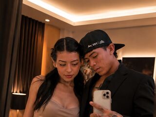 naked cam couple masturbating with vibrator MadisonAndJeycol