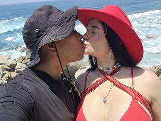 erotic webcam picture NahomiAndLeo