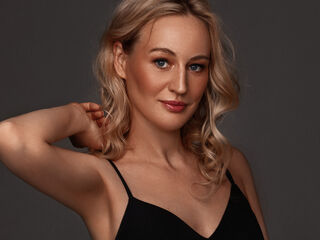 girl spanking live web cam AbeyAmaze