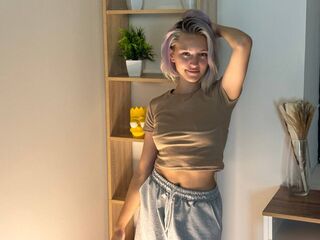 beautiful webcamgirl AftonGuyse