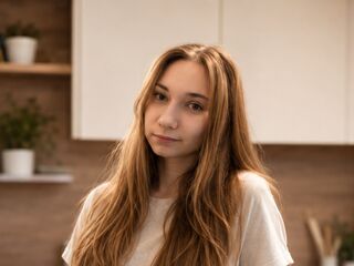 nude webcamgirl photo AllieShewmaker
