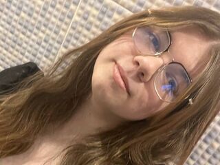 free live camsex AminaBlooms