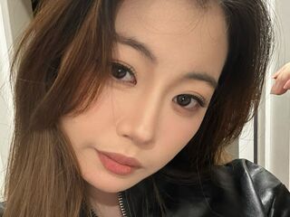 mastubating web cam girl AugustFeng