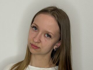 hot naked cam girl AundreaMoczo