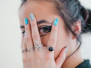 camslut showing pussy BRIANNASR