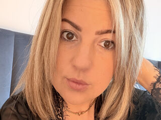 webcam chat BelleWarick