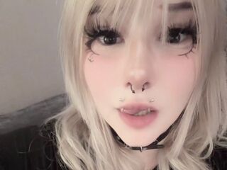 free chat room BillyeRom