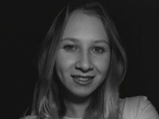 naked webcam girl BlanchTrotz