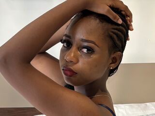 nude cam photo BrianaHadid