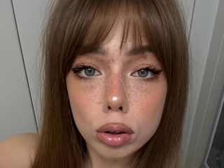 closeup web cam CaitlinBlethen