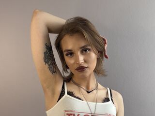 hot strip tease web cam CammiePratten