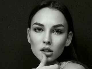 sexy webcamgirl CariGugliuzza