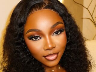 webcam striptease show CassieCee