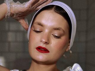 camgirl playing with dildo CeolaBurzynski