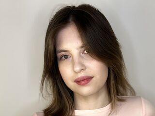 naked camgirl photo ChandraTays