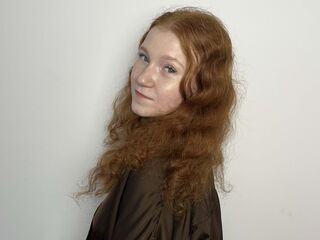 nude cam girl pic CharlotteMunter