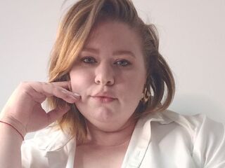 live free chat ChloeThru