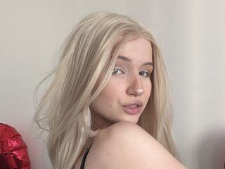 naked cam girl masturbating with dildo ChunBirdwell