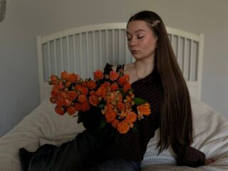 camgirl showing pussy CindyWingett