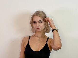 adult videochat room CleoHarringtons