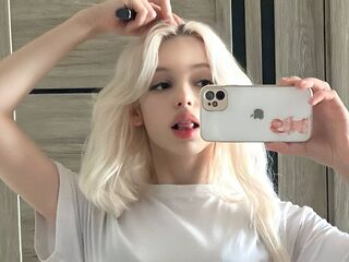 free nude webcam show CourtneyAdamo