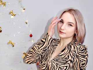 camgirl masturbating with sex toy CrystalBacak