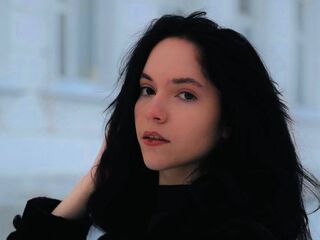 live cam girl CrystalLake