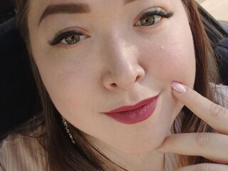 camgirl spreading pussy DainaWaga