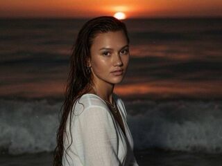 teaser chat DelilahCoryea