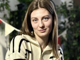 masturbating DonnetteHolck