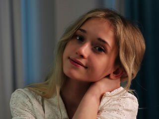 cyber sex chat DorisCounsell