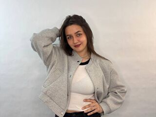 nude gamgirl ElaraWhitmoren