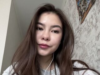 free live webcam chat ElleStarling