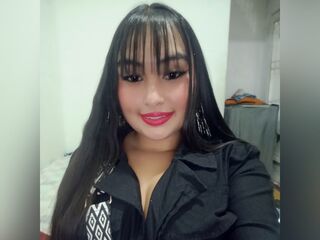 topless webcam girl EmaClarens