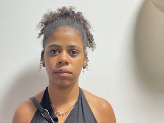 camslut topless EmaVallerin