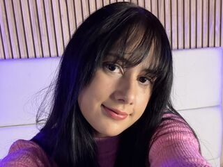 camgirl masturbating with sextoy EmilyAleen