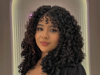 naked girl with webcam masturbating with dildo EmilyJey